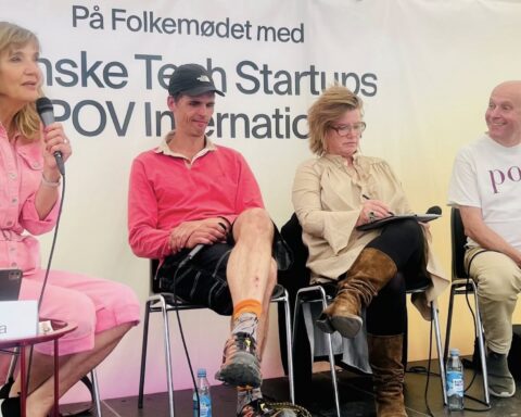 Anholdt i Allinge eller tilbageholdt i teltet?