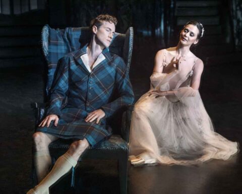 Bølgedale og bølgetoppe i Den Kongelige Ballets fejring af Bournonville