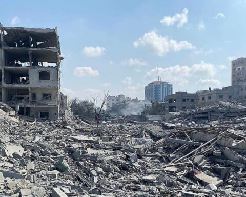 Dragerne over Gaza er et billede på den fastlåste våbenhvile