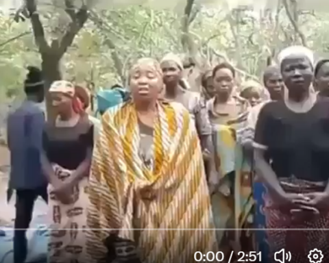 Nigerias præsident sender militær og sikkerhedsstyrker ud for at befri hundredvis af gidsler