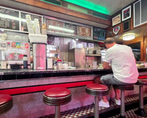 Diner: En amerikansk institution kæmper for livet