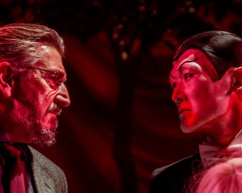 Faust på Betty Nansen Teatret, Nicolaj Kopernikus og Thomas Hwan. Foto: Zuhal Kocan