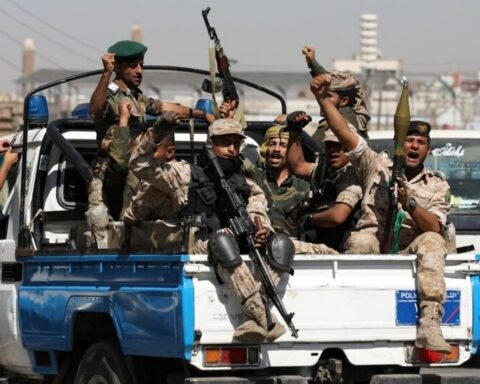 Saudi-Arabien advarer houthier efter angiveligt angreb mod Mekka